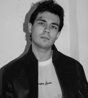 Дмитрий, 28
